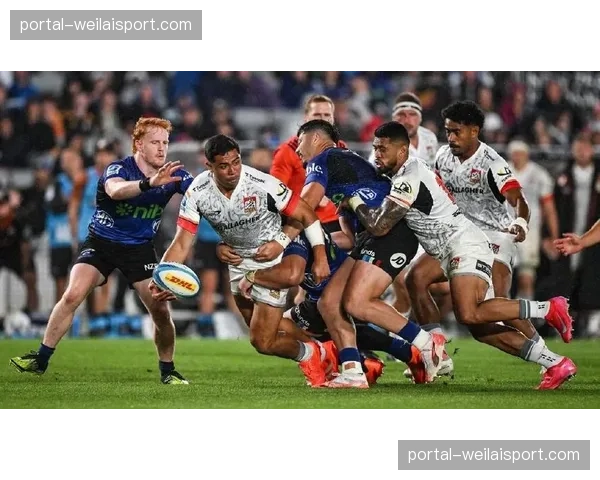 观点:超级橄榄球联赛引入“20分钟红牌”新规后,比赛流畅性得到改善 观点:超级橄榄球联赛引入“20分钟红牌”新规后,比赛流畅性得到改善